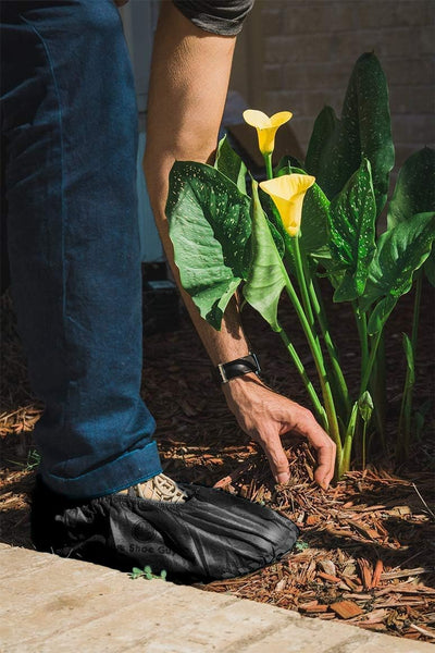 Black disposable shoe covers uses